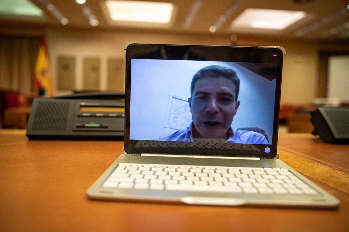 jesusdelacruzol's tweet image. Os dejo algunas imágenes del Café telemático de @jovenesCs del @CsSevilla_Prov
Nuevo tiempo, nueva normalidad y misma ilusión en @JcsAndalucia 
#normalidad #Ciudadanos