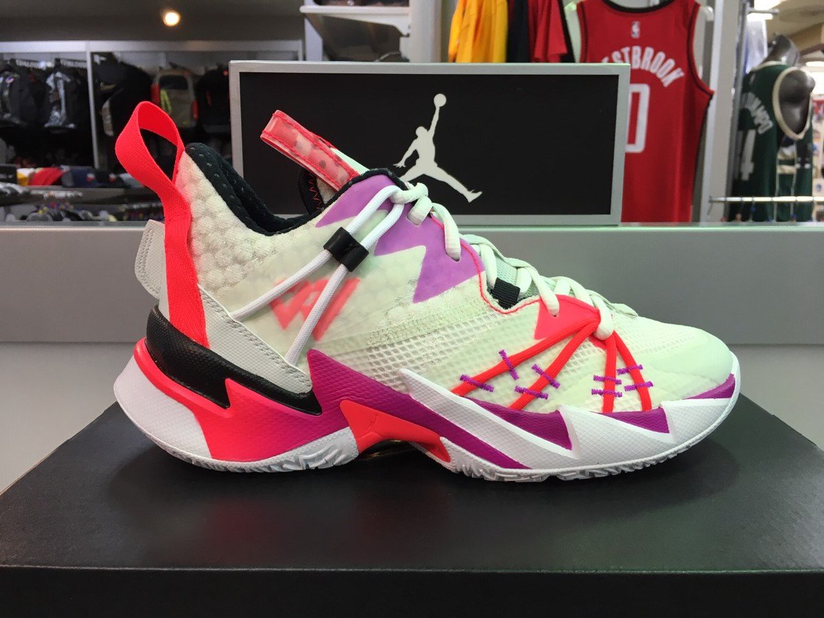 gallery2basket's tweet photo. 【7/2(木)発売】JORDAN WHY NOT ZER0.3 SE GS(CN8107-101)
https://t.co/hnBlYqMPeT
#gallery2 #ギャラリー2 #ギャラ2 #jordan #whynotzer03 #jordanwhynotzer03 #whynotzero3 #jordanwhynotzero3 #jordanwhynot #westbrook #jordanwhynotzero3se #whynotzero3se #whynot #ジョーダン #ミニバス https://t.co/TArVPLaf7n