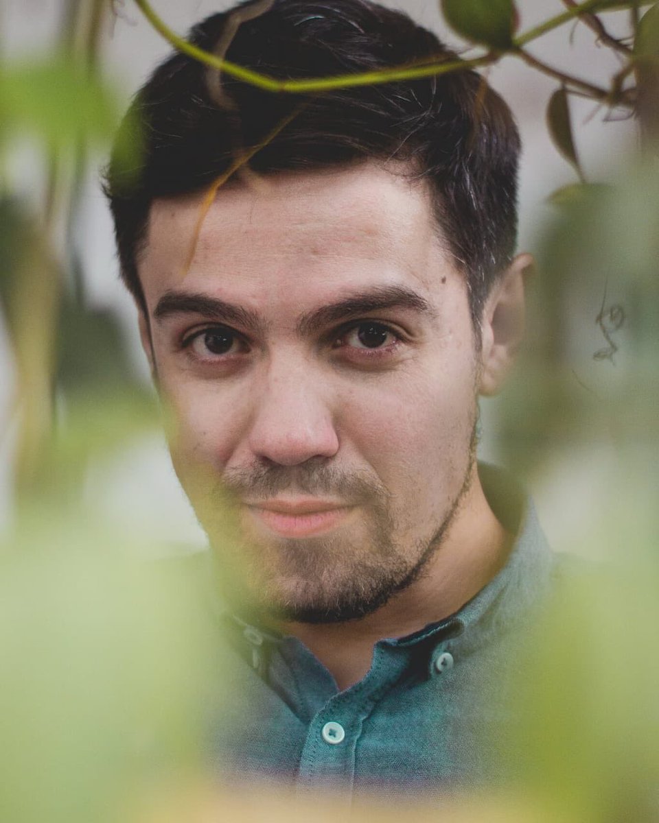 losvolks's tweet photo. Hoje é o dia do nosso guitarrista! Feliz aniversário Paulo(delícia)! ❤️❤️ https://t.co/HOfBRCPf4W