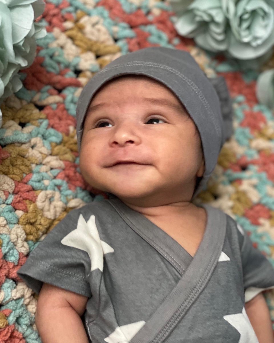 selenarummy's tweet photo. So in love w you little one 😍⭐️✨ https://t.co/T4baXDOm2I