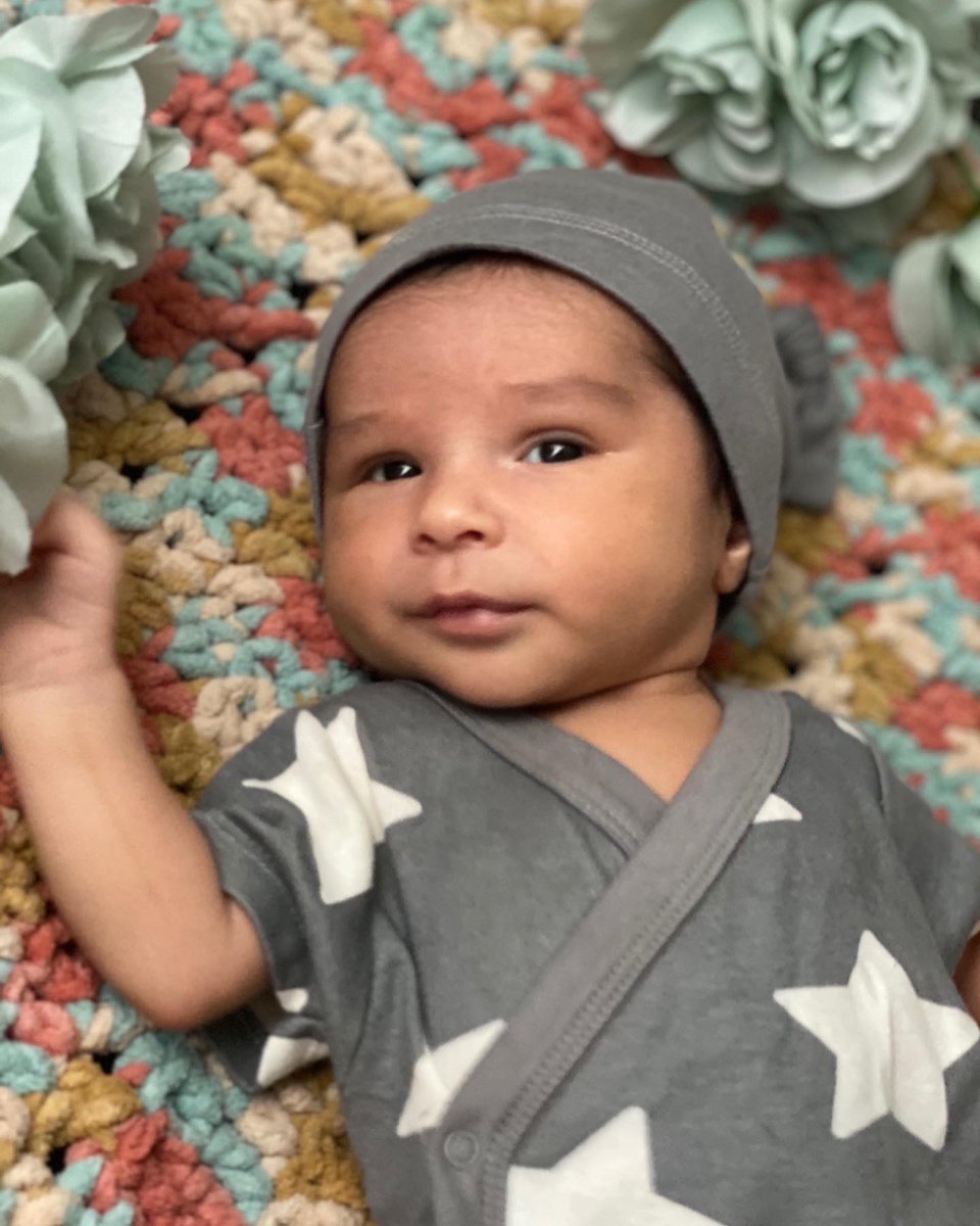 selenarummy's tweet photo. So in love w you little one 😍⭐️✨ https://t.co/T4baXDOm2I