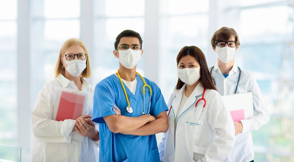 Rhi_Edge's tweet photo. Are you a #healthcare professional involved in the delivery of #cancer services in Australia? We want to hear about your experience during #COVID19. Our wonderful CI @Njt14 will be donating $100 to @CCNewSouthWales for every 100 responses we receive ($500 cap). Link below👇 https://t.co/MayCUMlxJu