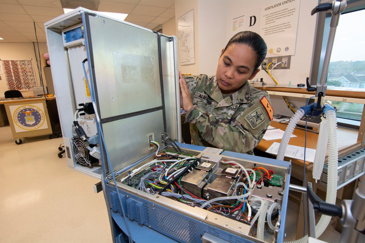 medcoe's tweet photo. Are you good with electronics and like technology? Consider a career in the @USArmy as Biomedical Equipment Specialist #68A. You'll be responsible for servicing and maintaining all medical equipment. Visit https://t.co/SAakCEWYTu #JoinUs
#ArmyHiringDays @TRADOC @usarec @metc_mil https://t.co/77giIwz6c5