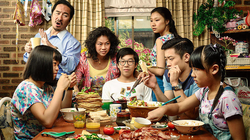 You asked, we deliver! So all seasons of #TheFamilyLaw are back on <a href="/SBSOnDemand/">SBS On Demand</a> today. And every ep has simplified Chinese subtitles so you can watch it with fam.

Discover why it won Best Comedy at the Asian TV Awards and since sold to 70+ territories. 🌟
sbs.com.au/ondemand/video…