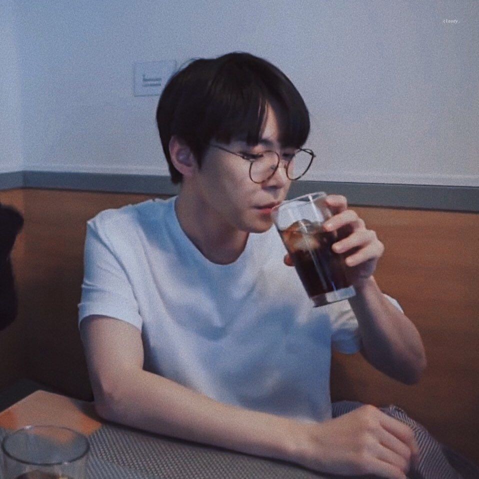 boyfriend doyoung thread bc lets be honest we all need it