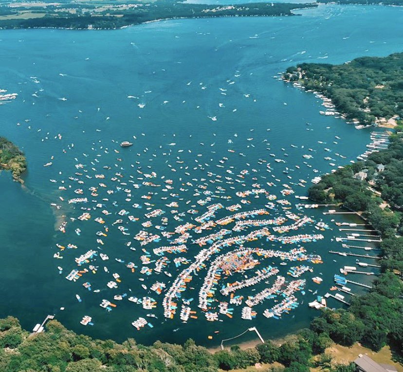 OkobojiGoodFun's tweet image. It’s finally the best week of summer... Who’s heading to Boji for the 4th ?! 😍🤘🍻🍹

📸: Drew Dau Photo