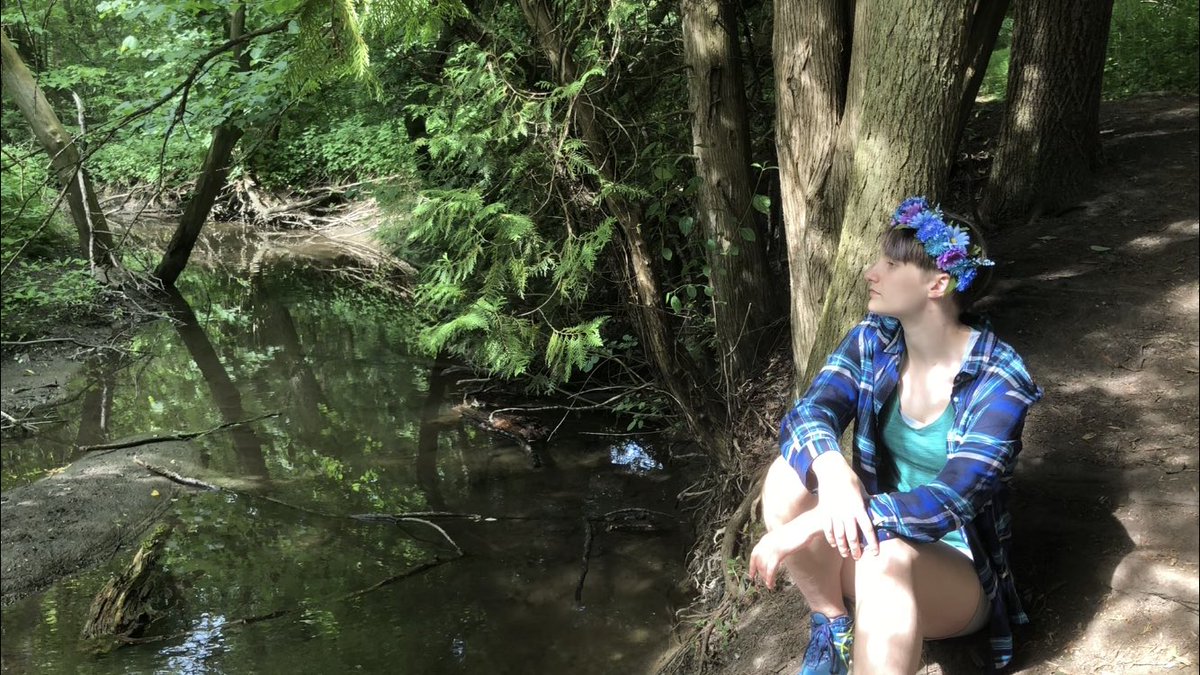 theflirtychase's tweet photo. With the busyness and chaos of the world, sometimes you just need to step back, take a break and enjoy the world around you. https://t.co/wTi7tZypoP