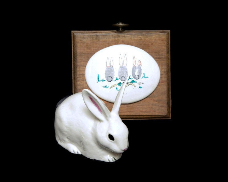 vintagegalleria's tweet photo. Excited to share the latest addition to my #etsy shop: Vintage Ceramic Rabbit Figurine White Bunny Statue and Wooden Wall Plaque Bunny 3 D Wall Art House Of Weatherly Hand Made Hand Painted https://t.co/ssfpsVJdND #ceramicrabbit #rabbitfigurine #whitebunnystatue #wood https://t.co/Y5f2i7W3sK