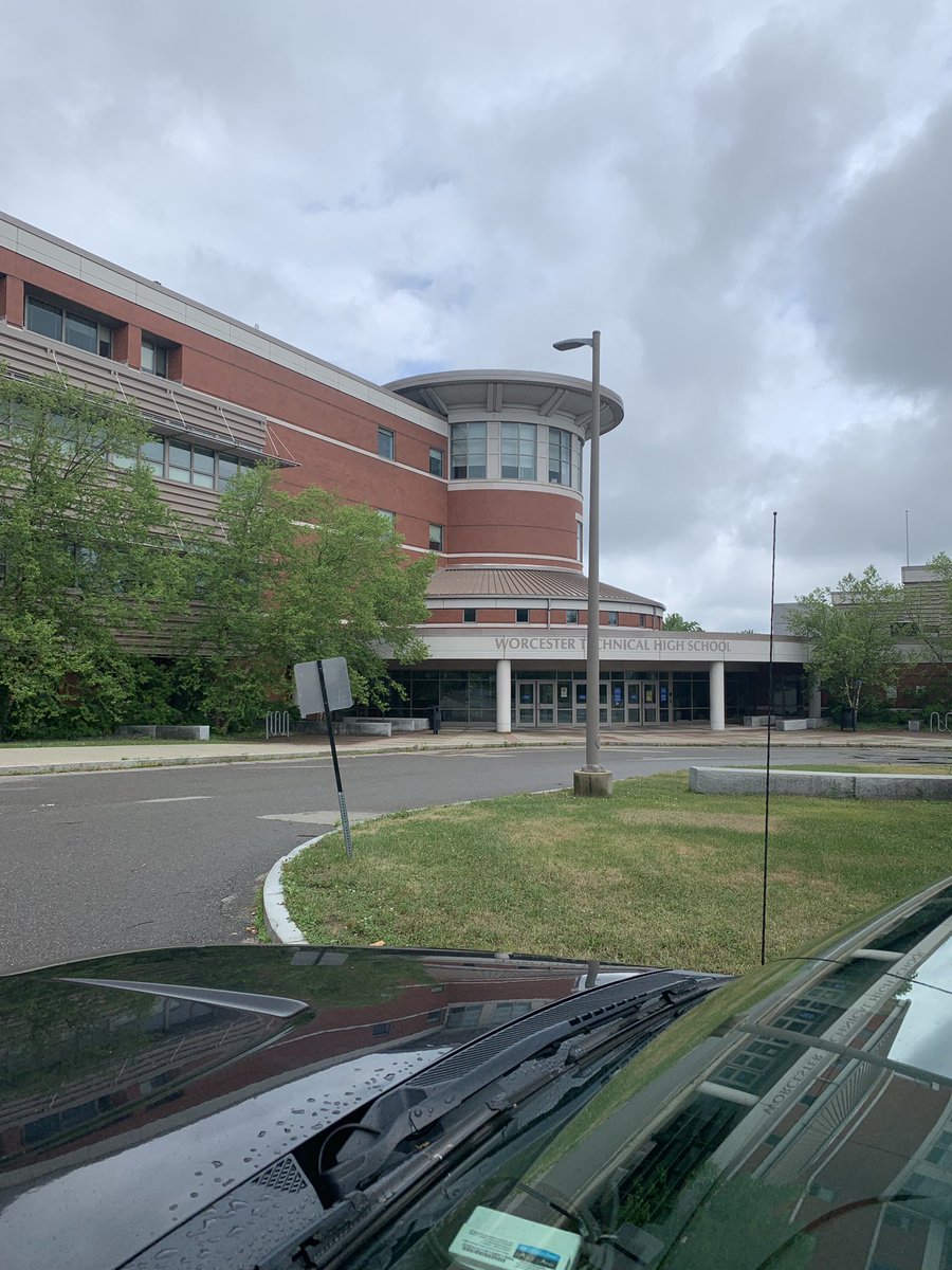BayPathSuper's tweet photo. The Principal has left the building! Words can’t describe the joy this institution has brought me. It’s been an honor and privilege serving the students and community of the Woo! Thanks to all who contributed! The journey continues - wishing you Peace, Love &amp; Joy along the way❤️ https://t.co/Uo9zJOip6h