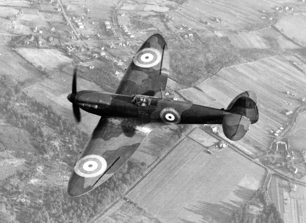 As Seb Ritchie has demonstrated, the pace of technological change increased rapidly in the 1930s, so when the 1st generation monoplane fighters entered service in 1938 it took an extended period of time before Fighter Command worked out how they should be used.