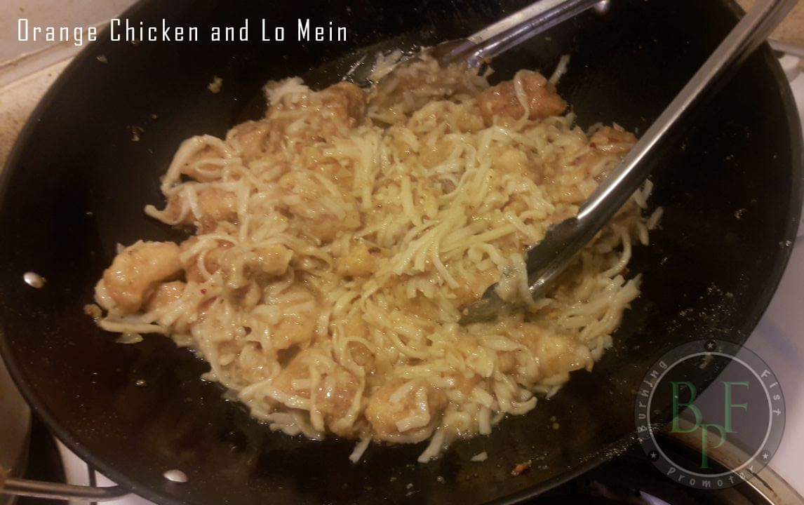 fist_burning's tweet photo. Featuring #Cafénigma #OrangeChickenLoMein everything tastes better when made w/love Message @Chef_dread_ on instagram to place an order if you're in the Metro Atlanta area #chef #cheflife #entrepreneurship #foodie #FoodPorn #Atlanta #Georgia #BurningFist #BurningFistPromotor #BFP https://t.co/AobcM0YrtH