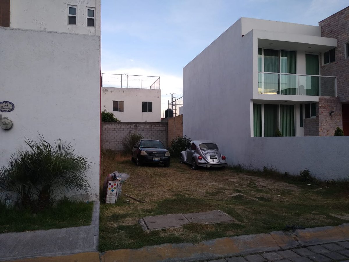 4DGinmuebles's tweet photo. Construye la casa de tus sueños, a tu ritmo y con tu presupuesto.

Lote en Venta. Fracc Palermo. En San Rafael Comac, cercano a parque loro. Tlaxcalancingo, Puebla. Son 148 m2
Precio $814,000 #4dginmuebles #FelizMartes @4DGinmuebles
Informes y citas 2221170016 y 2228521911. https://t.co/H4MR384Ill