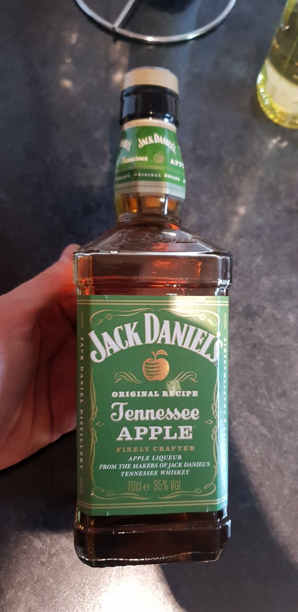 luke_sm1th's tweet photo. Purchased this beauty just.. taste soo good!!! It will accompany me to watch the united game #MUFC #JDApple 😍 https://t.co/gtNUaKRioB