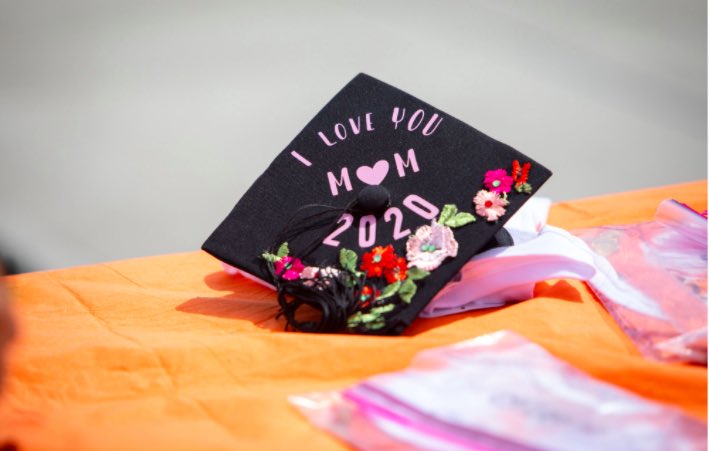 melisslaig's tweet photo. #NowellGraduates @NowellAcademy https://t.co/eu8KNtpvGO