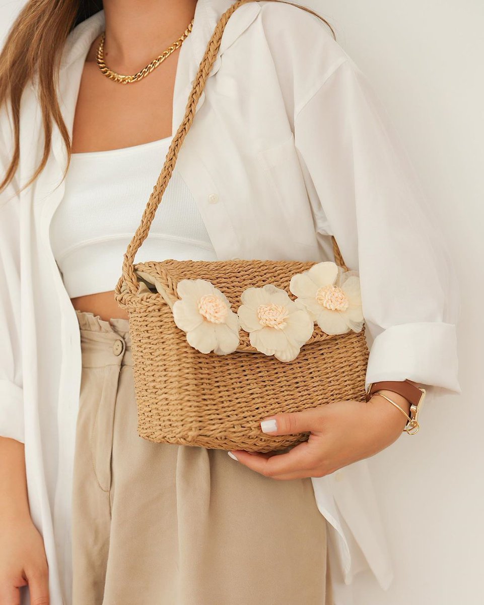 Çiçek gibi Bi çanta 💛