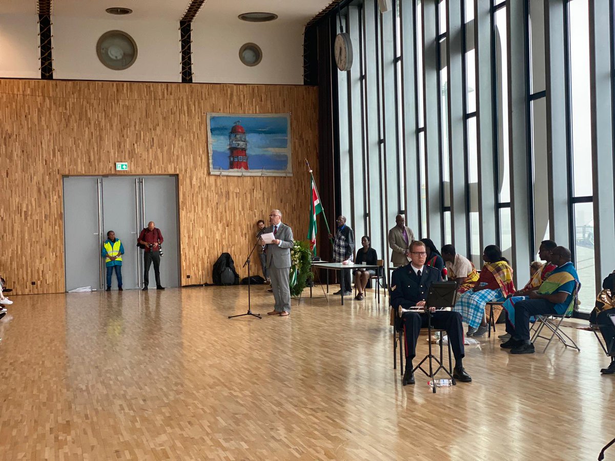 De herdenking van <a href="/KetikotiRTM/">Keti Koti Rotterdam</a> ging dit jaar anders dan anders. Niet alleen vanwege de coronamaatregelen, maar ook vanwege het weer. OPEN Rotterdam deed via verschillende social media kanalen verslag! ➡️ bit.ly/2Bs1DmN <a href="/delfshaven_rdam/">Delfshaven Rotterdam</a> <a href="/gvgtrotterdam/">Stichting Gedeeld Verleden Gezamenlijke Toekomst</a> <a href="/charlois_rdam/">Charlois Rotterdam</a>