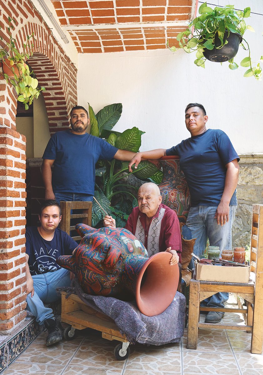 ArtePopularAGM's tweet photo. Los Amigos de los Grandes Maestros del Arte Popular lamentamos el sensible fallecimiento del maestro José de Jesús Álvarez Ramírez, acaecido el día de hoy, 30 de junio de 2020, y nos unimos a la pena que embarga a sus familiares y seres queridos: https://t.co/of0Jmg5uz9 https://t.co/kKRCh8WNoP