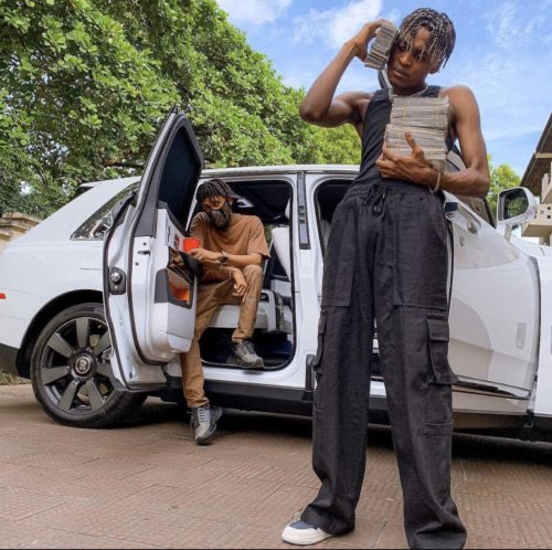 534_angeli's tweet photo. No bad song and still no bad video....@superboycheque is on fire 🔥, for stream his video “satisfied” on YouTube now and enjoy #SatisfiedVideoByCheque https://t.co/phdO19XuId