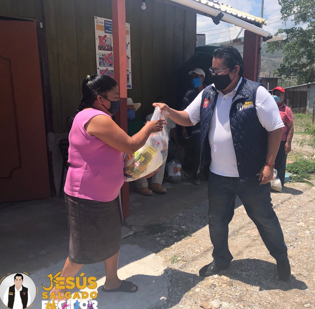 jesussalgadoc's tweet photo. #EnColonia
Poco a poco y sin detenernos, vamos avanzando; me gusta cuando la gente pone de su parte y ante esta situación que a todos nos aqueja, se unen a la lucha de CUIDAR NUESTRA SALUD. https://t.co/f6L4ugo3h4