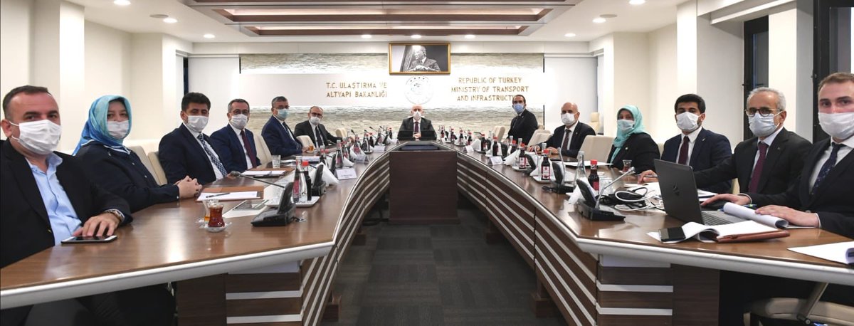 mahirunal's tweet photo. Kahramanmaraş belediye başkanımız, milletvekillerimiz, il teşkilatımız ve il başkanımızla Sn. Bakanımız @akaraismailoglu’na hayırlı olsun ziyaretinde bulunduk.Şehrimizin güzelliği, halkımıza hizmet için istişarelerde bulunduk. Misafirperverliği için kendilerine teşekkür ediyorum. https://t.co/wBZgiplWV5
