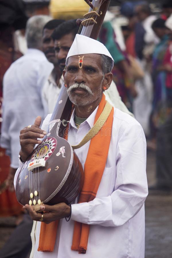 4/6A religious procession by  #Warkari ( the people who follow Lord Vitthal ) is held each year from Allandi and ends on Guru Poornima at Pandharpur. People chant  #Abhang (hymns) of Sant  #Dyaneshwar & Sant  #Tukaram to pay tribute to Lord Vithhal. The procession is blissful!!