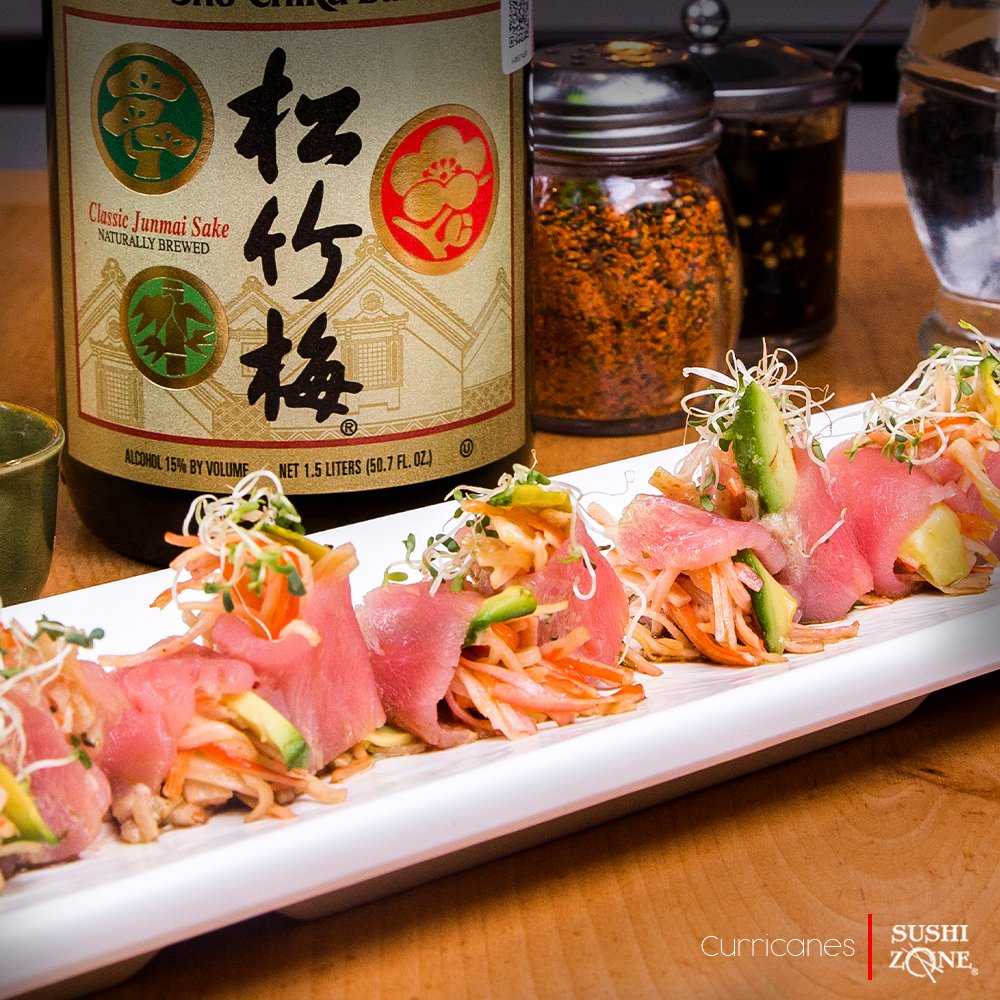 sushi_zone's tweet photo. Hoy compartimos unos frescos curricanes de atún o de salmón salvaje, elige tus favoritos.
📲 612 146 2783 o (612) 146-4245 https://t.co/88FKL0uWpG