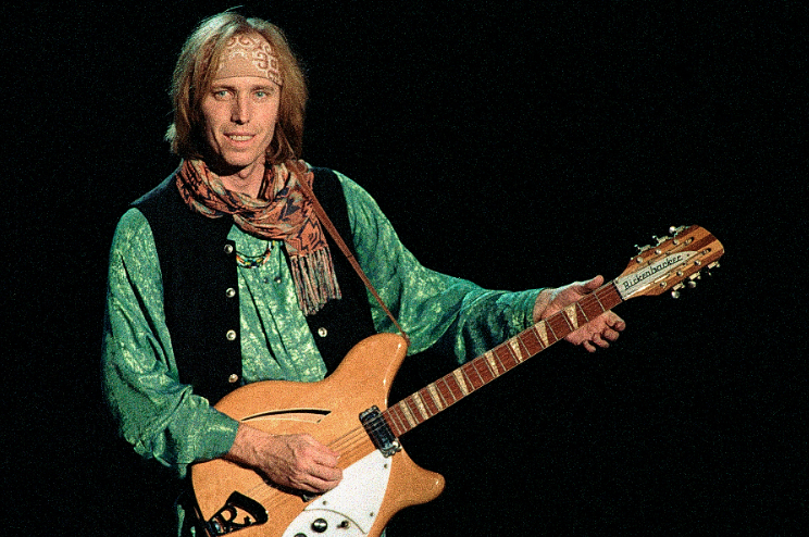 RollingStone's tweet photo. See why a 1993 demo of Tom Petty's "You Don't Know How It Feels" is a song you need to know https://t.co/u5crt38FMh https://t.co/mbuI4wapPd