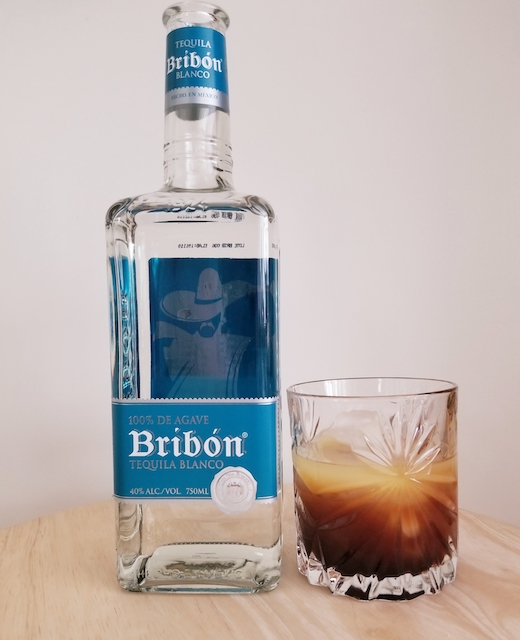 Peninablogger's tweet photo. If the spirits move you, then try these! https://t.co/feXVgiXEWh @TequilaBribon #disaronna #graceomalley #diplomatica @ColangeloPR @drinkhacker @drinksfeed @MacCocktail @WineandSpirits @LoriMoreno @SteveKubota @Shoshi @RobesRon https://t.co/gUj6ETFcIB