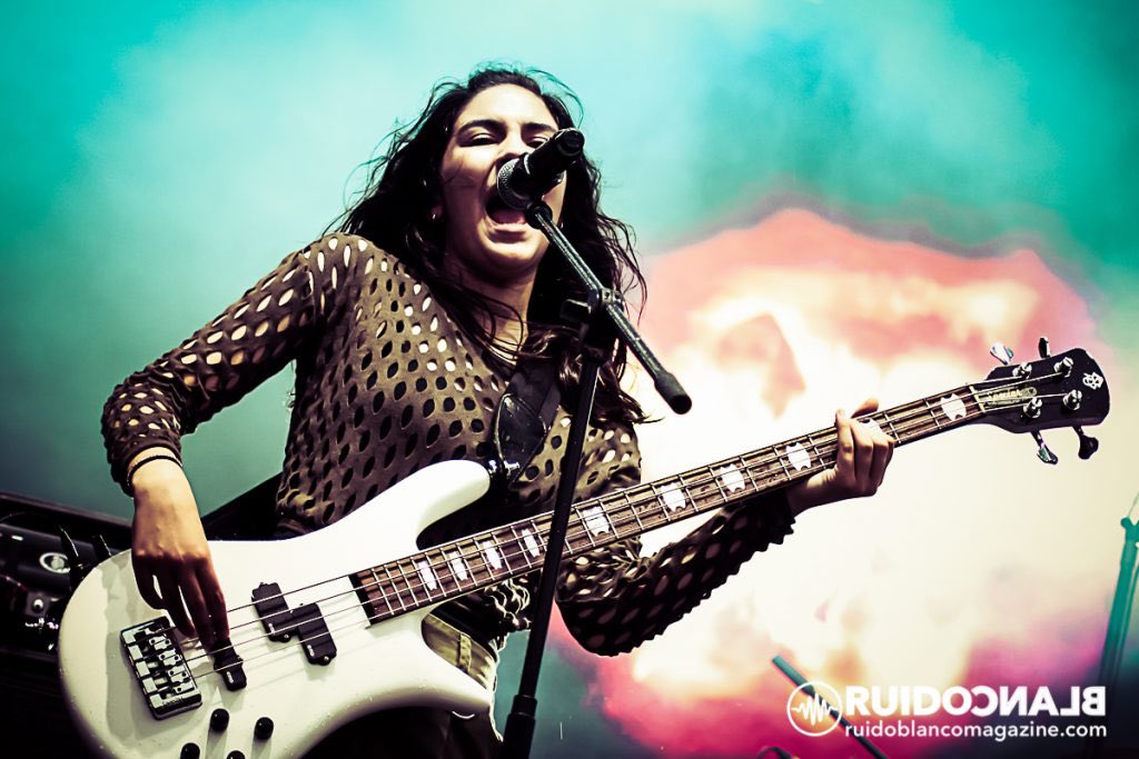 TheWarning_Fans's tweet photo. Hace 1 año en Colombia 🇨🇴 The Warning estuvo presente en el Festival Rock Al Parque 🤘🏻

1 year ago in Colombia 🇨🇴 @TheWarningBand2 was present at the @rockalparquefes 🤘🏻

#thewarning #thewarningband #thewarningrock #rock #rockalparque #RockalParqueImparable #rockalparque25años https://t.co/rpZQtso4kk