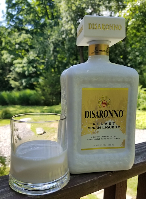 Peninablogger's tweet photo. If the spirits move you, then try these! https://t.co/feXVgiXEWh @TequilaBribon #disaronna #graceomalley #diplomatica @ColangeloPR @drinkhacker @drinksfeed @MacCocktail @WineandSpirits @LoriMoreno @SteveKubota @Shoshi @RobesRon https://t.co/gUj6ETFcIB