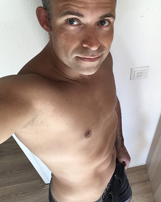 Zomerfit en gekleurd 😎 leuke shoots??...wie heeft er ideeen? PM me 😉 @gekke_petertje @MvHtv @Mariskaxxxxxxx