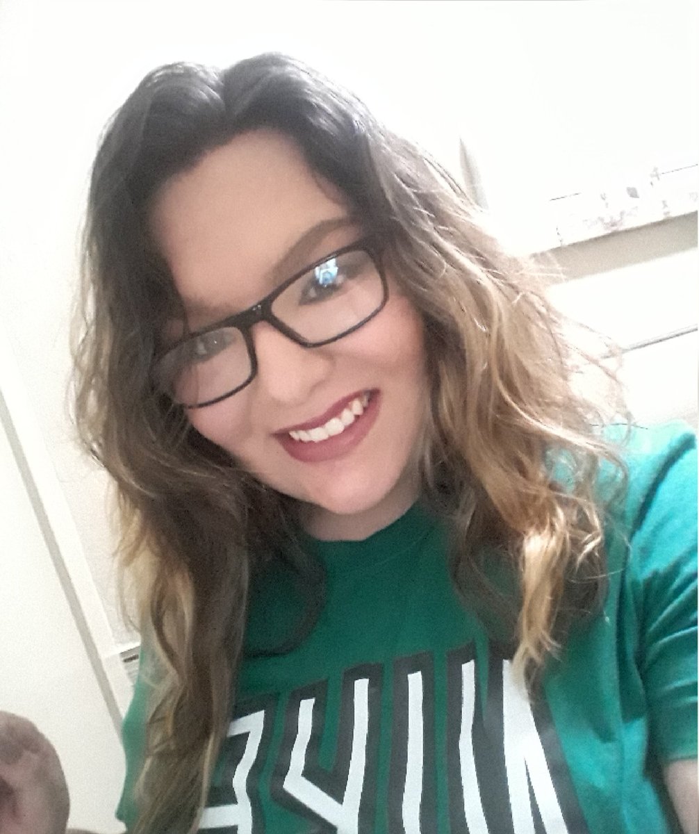 totalifriedmyra's tweet photo. #transformationtuesday Me on meth, vs me 1 year and 2 months clean. Thank God❤ #methaddiction #recoverypost https://t.co/7Erw8H2A2j