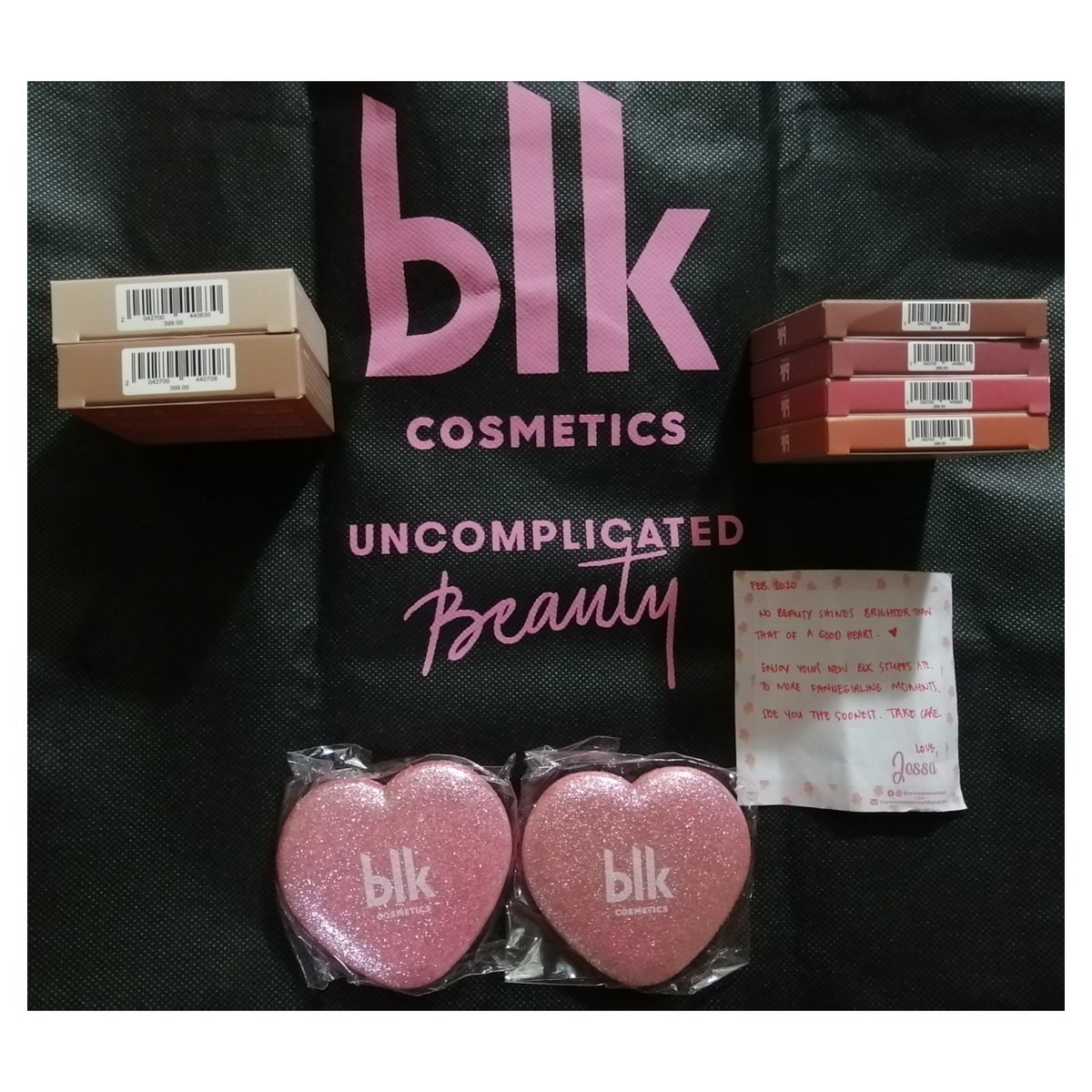 mLaMqUiN1610's tweet photo. No beauty shines brighter than that of a good heart. β₯οΈ Thank you for sending this blk stack @ehsasilava, you're the sweetest. π₯° See you very soon. βοΈπ΅π Love yah. π #blkcosmeticsph #blklover #blkstack #lockdownitems @blkcosmeticsph
-
@annecurtissmith @ehsasilava https://t.co/RkT0TlMcte