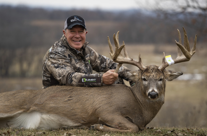 SPORTSMANchnl's tweet photo. Iowa has proven to be a challenge for Mark as he hunts a deer named Droptine. It took all season but when muzzleloader rolls around Mark finally catches up with the giant deer.
@TheGivenRight | Tonight at 8:30 PM ET.
#IAMSPORTSMAN #thegivenright #hunting #whitetails #BBD https://t.co/T5Rcm7fL9Y