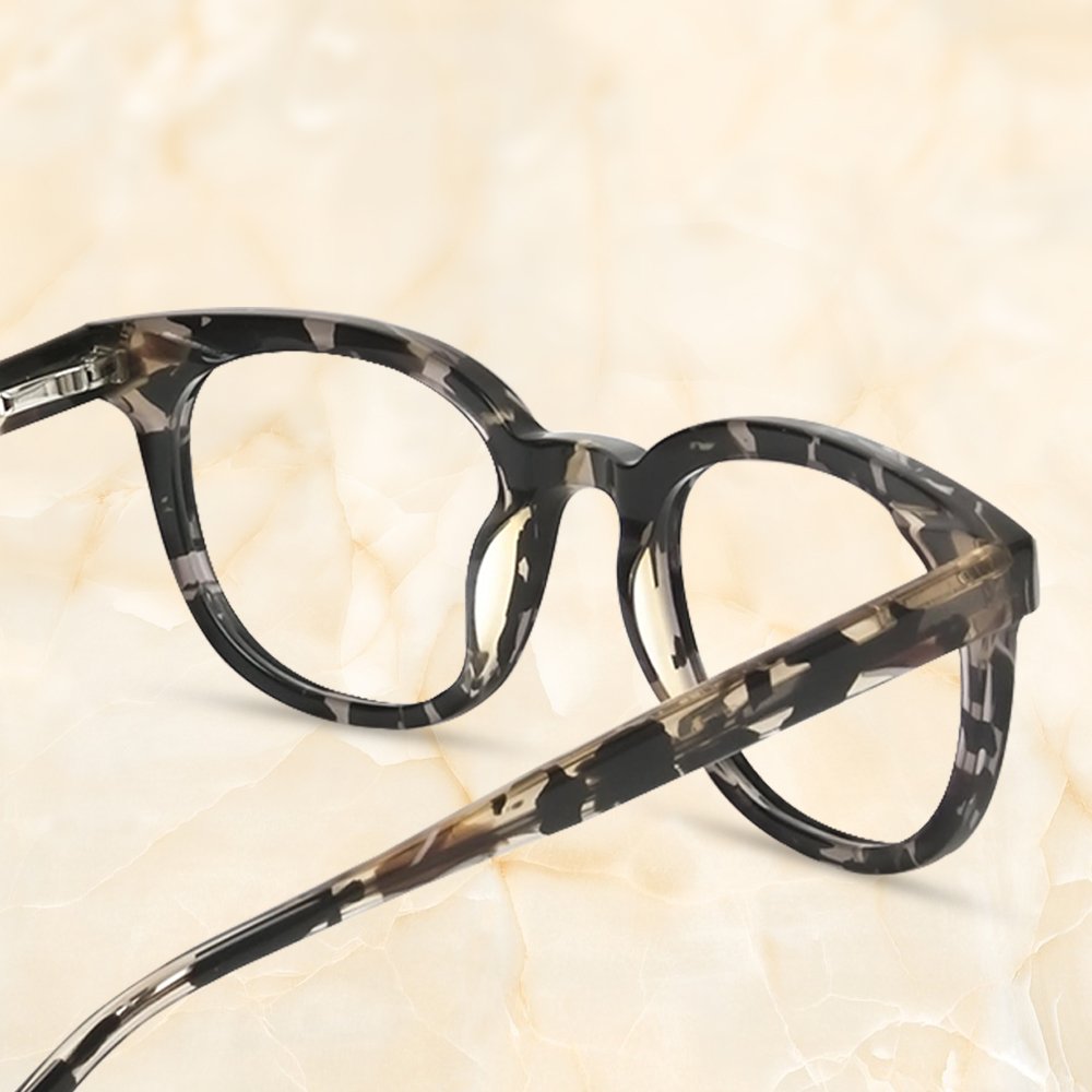 specscartuk's tweet photo. Hyped, dark and mysterious perfectly describes what we feel about our Milton 2. Get your hands on them from the collection of new arrivals. 🥰🥰
.
.
.
#specscart #aframeforeverygame #acetate #newarrivals #newarrival #newarrivals💗💕 #summervibes #designer #design #glasses #dark https://t.co/nAocz8orbp