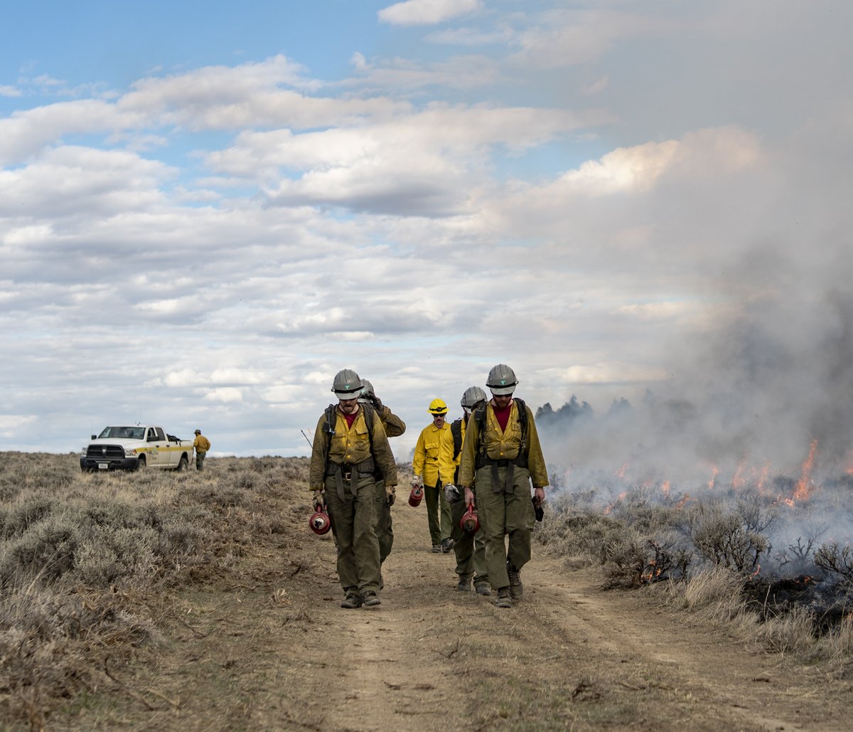 This week, the interagency wildland fire community is focusing on a #WeekofRemembrance, During this week, we underscore our commitment to the health, wellness and safety of our wildland firefighters. doi.gov/wildlandfire/n…
#DOIFireStories #ReadyforWildfire