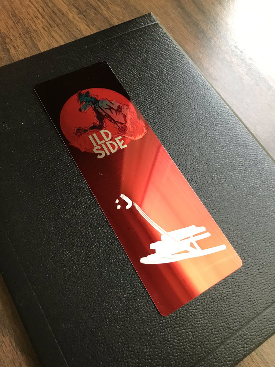 Knightmachy's tweet photo. Thank you @colorworldbooks and @ImMrTransistor for these fantastic metal bookmarks
(And thanks people in chat for the smudge supervision) https://t.co/kqSqumKiLh