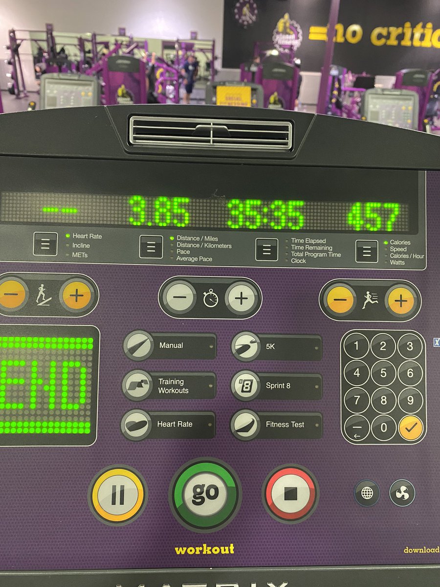 kid_Max25's tweet photo. Trying to put in work, been a while but can’t wait til 2022 https://t.co/AXlWxnOHLN