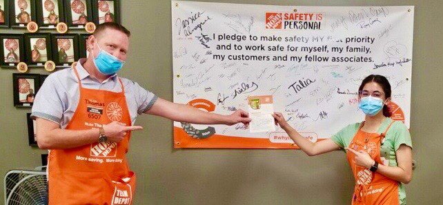 ThomasMageeTHD's tweet photo. COVID-19 has created a new normal set of safe behaviors for us all. If there was to be a role model, it’s Brandy!! Mask, social distancing, washing hands, constantly sanatizing her station which is “Respect for all” @CourtneyMKorkow @idrissi_mary @KadeKasner @HD6507  @voa6507 https://t.co/OTzsQYEjKT