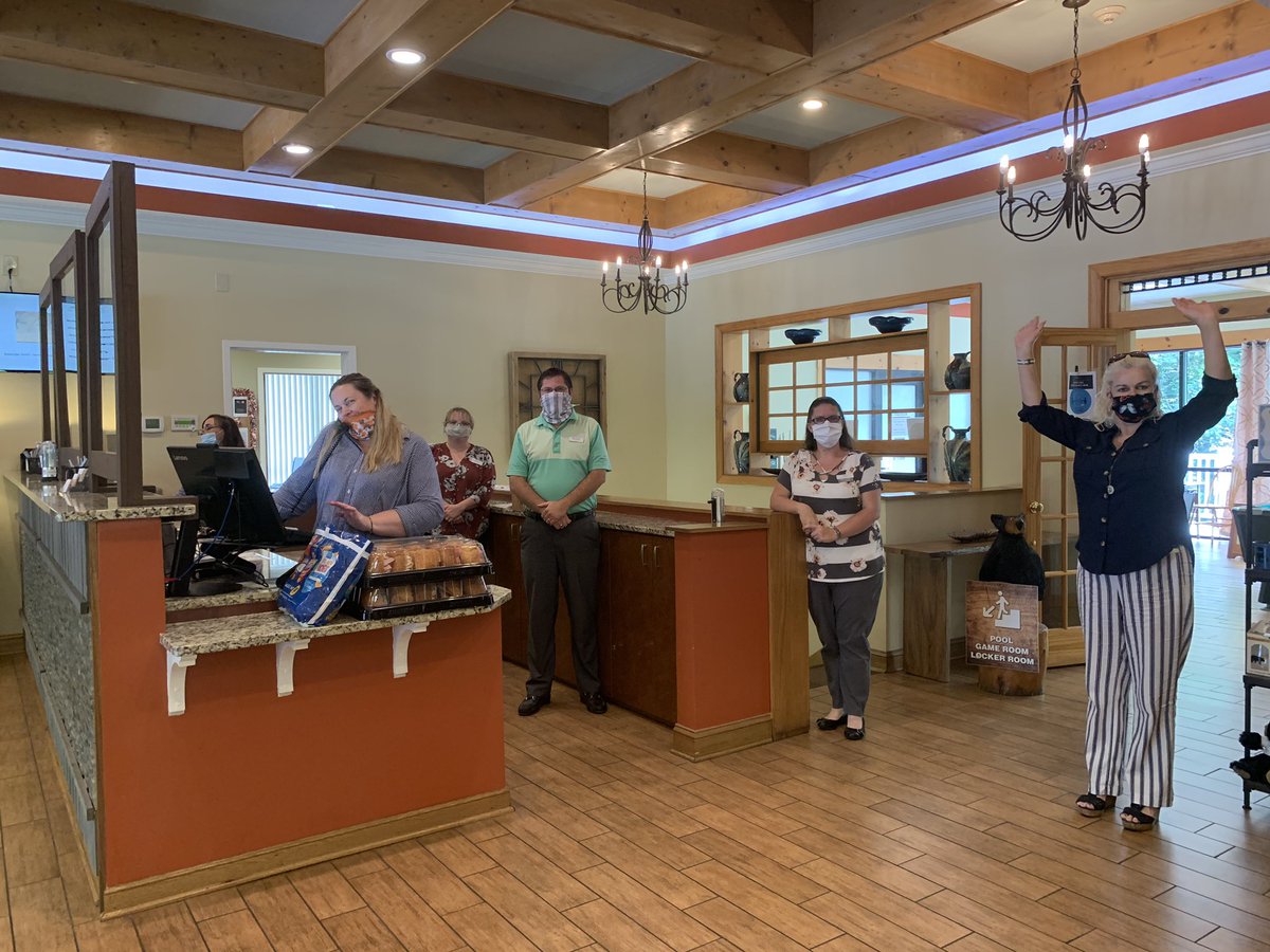 Had a great time presenting <a href="/SUBWAY/">Subway®</a> #lunch to the <a href="/bluegreentweets/">Bluegreen Vacations</a> #MountainLoft Sales and Marketing team and our incredible hospitality team. Staying socially distant as we welcome Scott Chitwood back home to #TN!