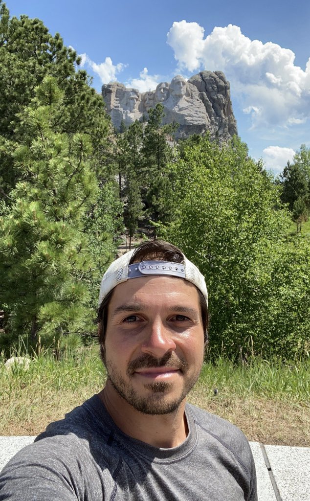 Hi here’s another selfie of me in front of another mountain yesterday, this time it’s a group selfie