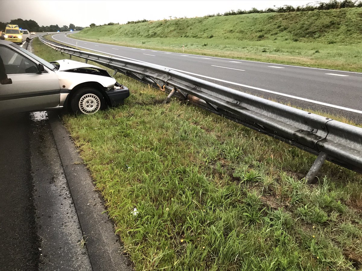 Melding ambulance N31 Opeinde inzake ongeval