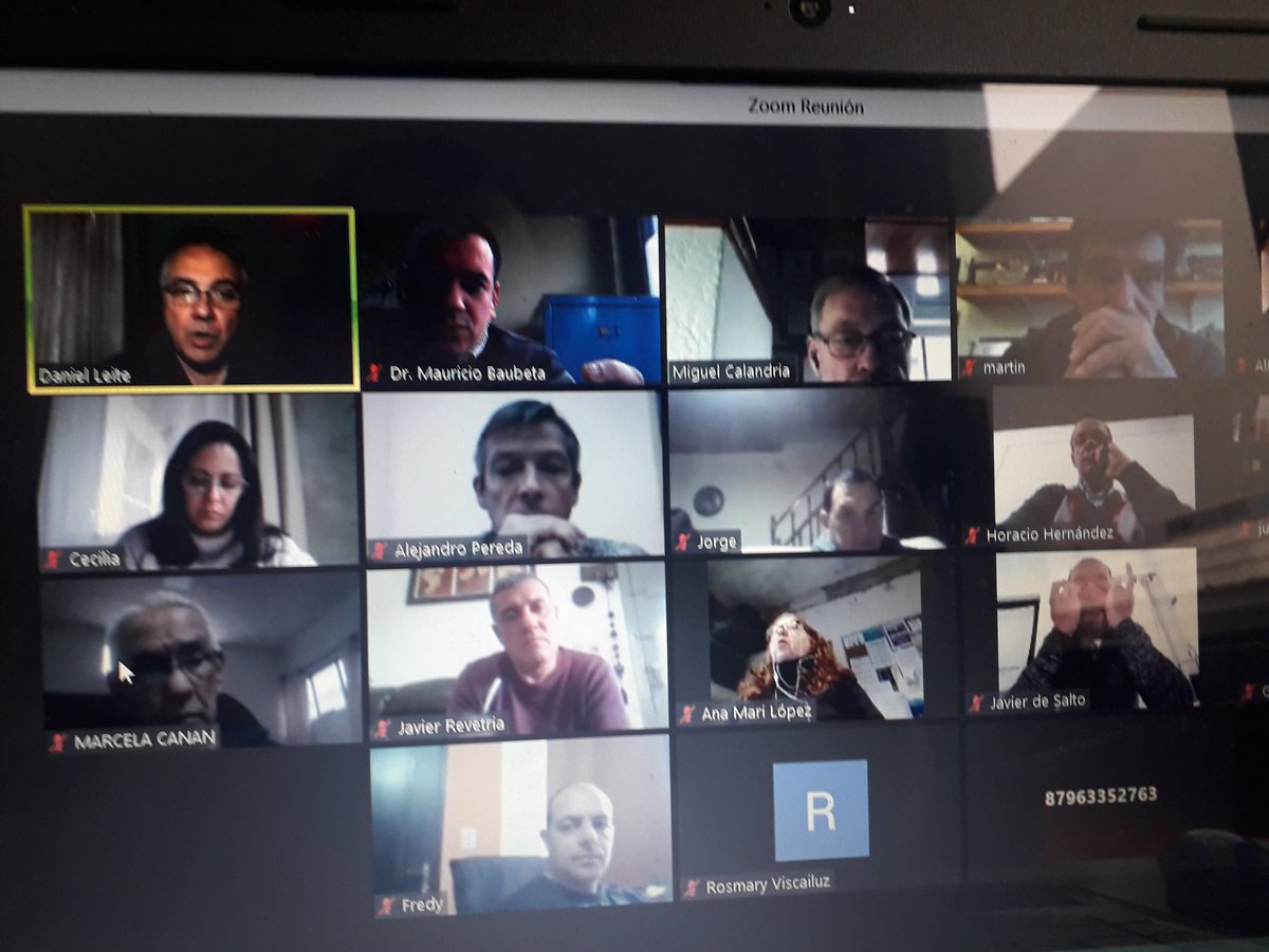 Hoy se realizó un nuevo plenario virtual nacional de direcciones de deporte de todo el país. <a href="/cintendentesuy/">Congreso de Intendentes</a> @ProfDanielLeite <a href="/MLaventureO/">Martin Laventure</a> <a href="/GermanBedich/">Germán Bedich</a> <a href="/calandriamiguel/">Miguel Calandria</a> <a href="/GermanLapasta/">German Lapasta</a> <a href="/sosareta/">Hugo Sosa</a> <a href="/Sebabauza61/">Sebastián Bauzá</a> <a href="/JoseLuisBringa/">Jose Luis Bringa</a> <a href="/UyDeporte/">Secretaría Nacional del Deporte</a> @dr_lorente <a href="/eduullloa/">Edu Ulloa</a>