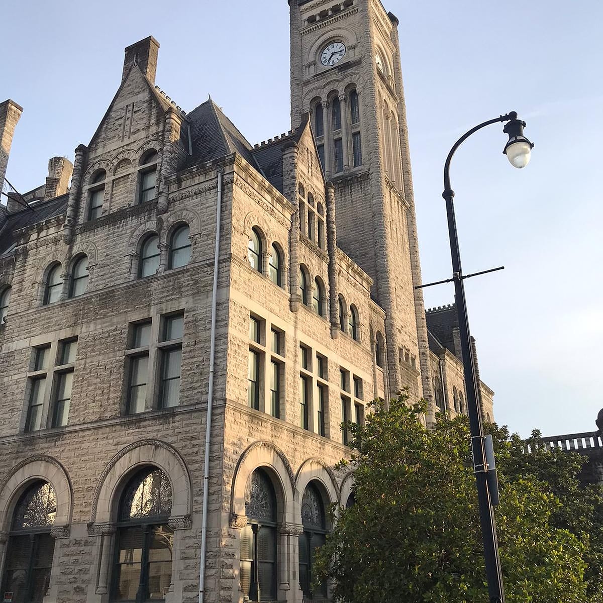 I was in Downtown Nashville 
last week 
it was awsome!!!