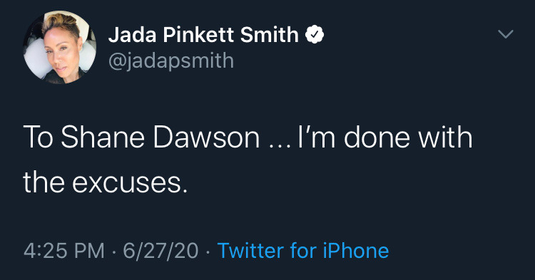 blissfulfiction's tweet image. #ShaneDawson did a live over being exposed by Tati.
But he’s stayed silent over the Smiths’ comments about the fact he sexualised their then 11 year old daughter &amp;amp; sister. He made an “apology” video which was just FULL of red flags.
Stop 👏🏻 Defending 👏🏻 Him 👏🏻