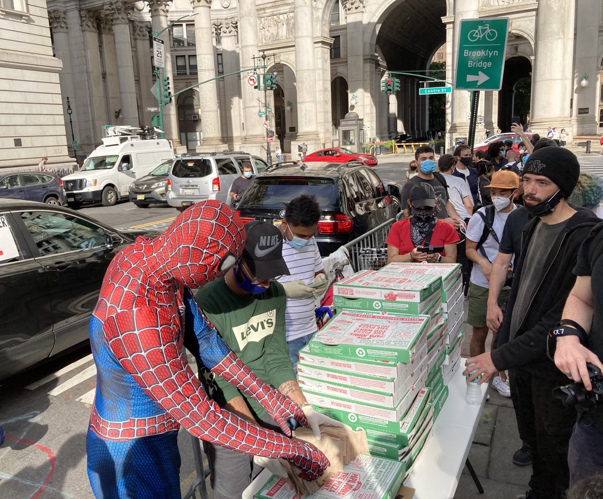 Someone showed up to the NYC CHAZ in a Spider-Man costume and delivered Papa Johns pizza to the occupiers.