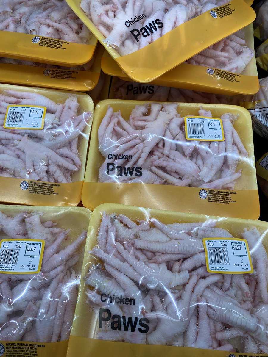 RobertTangeman's tweet image. Ran in to a great deal on chicken paws at @Walmart !  #chickenpaws