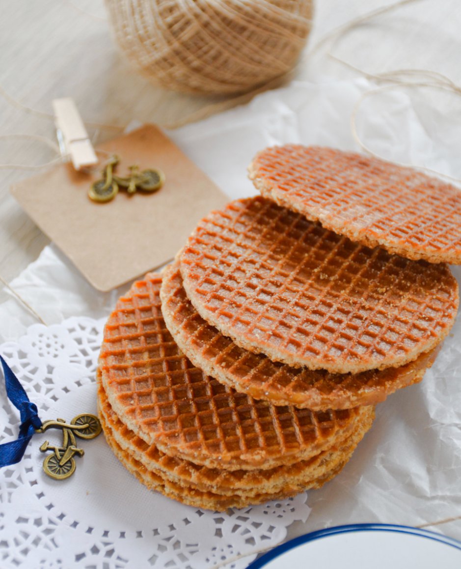 LURECITYGUIDE's tweet photo. Disfruta los pequeños placeres de la vida... las tardes en casa merecen un buen café con stroopwafels @holandinasCO
#lureathome #LureCityGuide #lurecbogota #bogota #colombia #ColombianLuxurylifestyle #Lifestyle #luxuryhotels #yomequedoencasa #stayhome https://t.co/Buwj6ixWMe