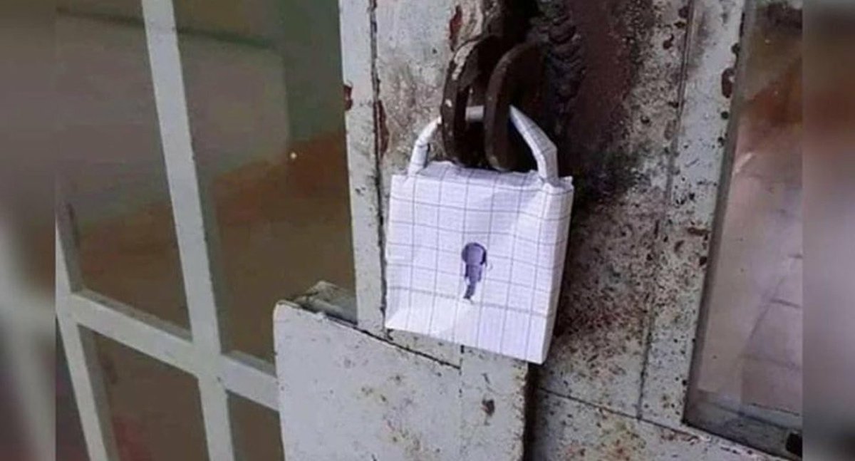 Yo cerrándole las puertas al alcohol.