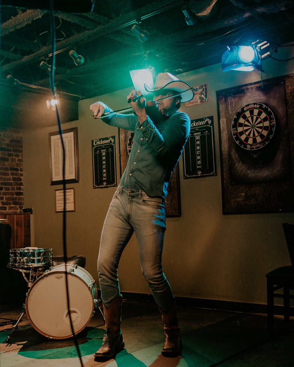 MattStellMusic's tweet photo. If you’re gonna play every character in your video because of social distancing guidelines, you still gotta have a fiddle in the band… #IIWAB https://t.co/naY5vvwtEY